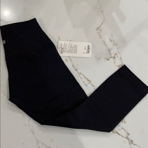 NWT Lululemon Wunder Under Crop Sz 6 Blk